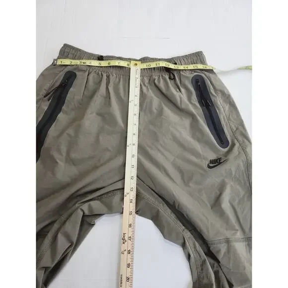 Mens M Nike Tech Woven Oversized Pants Olive Green HM7158-223 - Picture 3 of 6